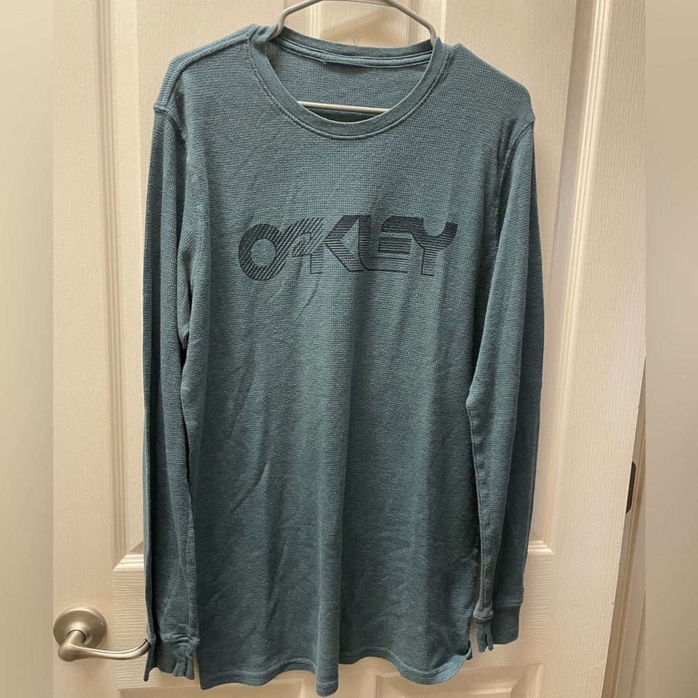 Men’s XL Long Sleeve Oakley Thermal